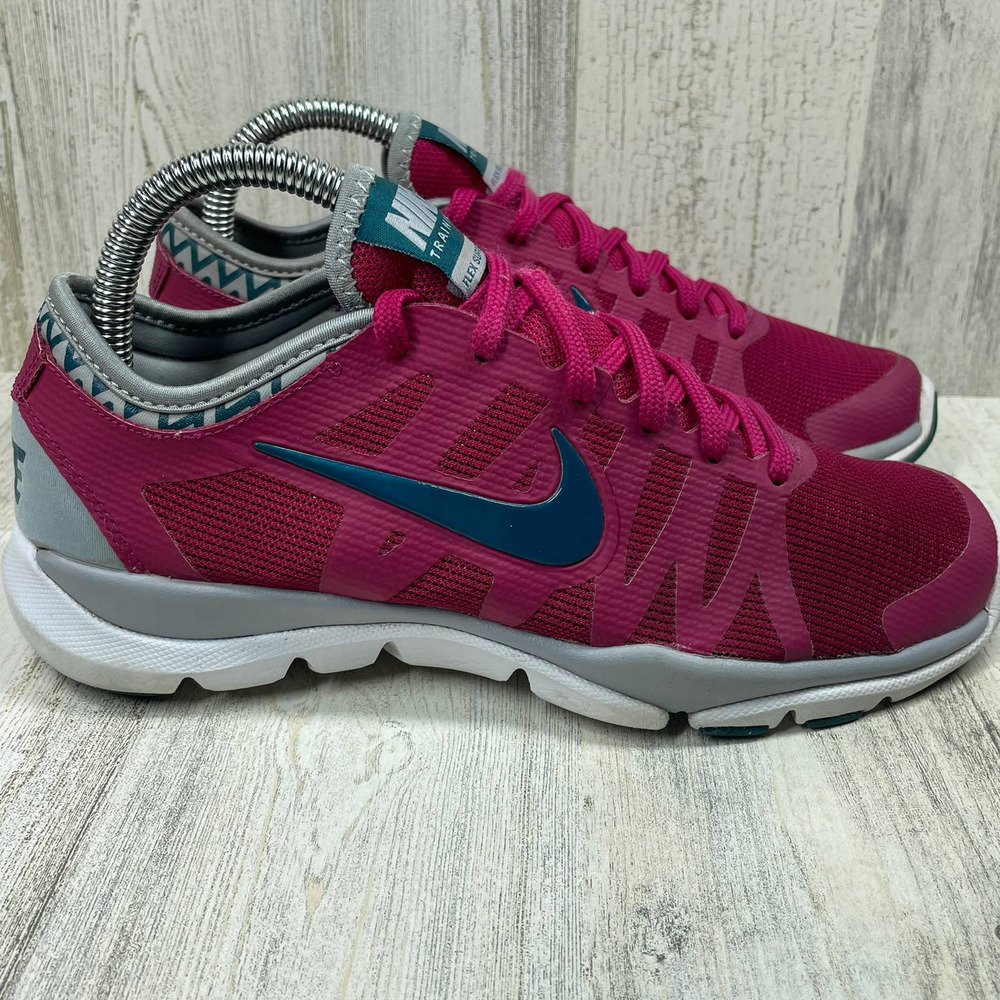 Nike Flex Supreme TR3 Sneakers Size 7.5 GUC Pink Gray